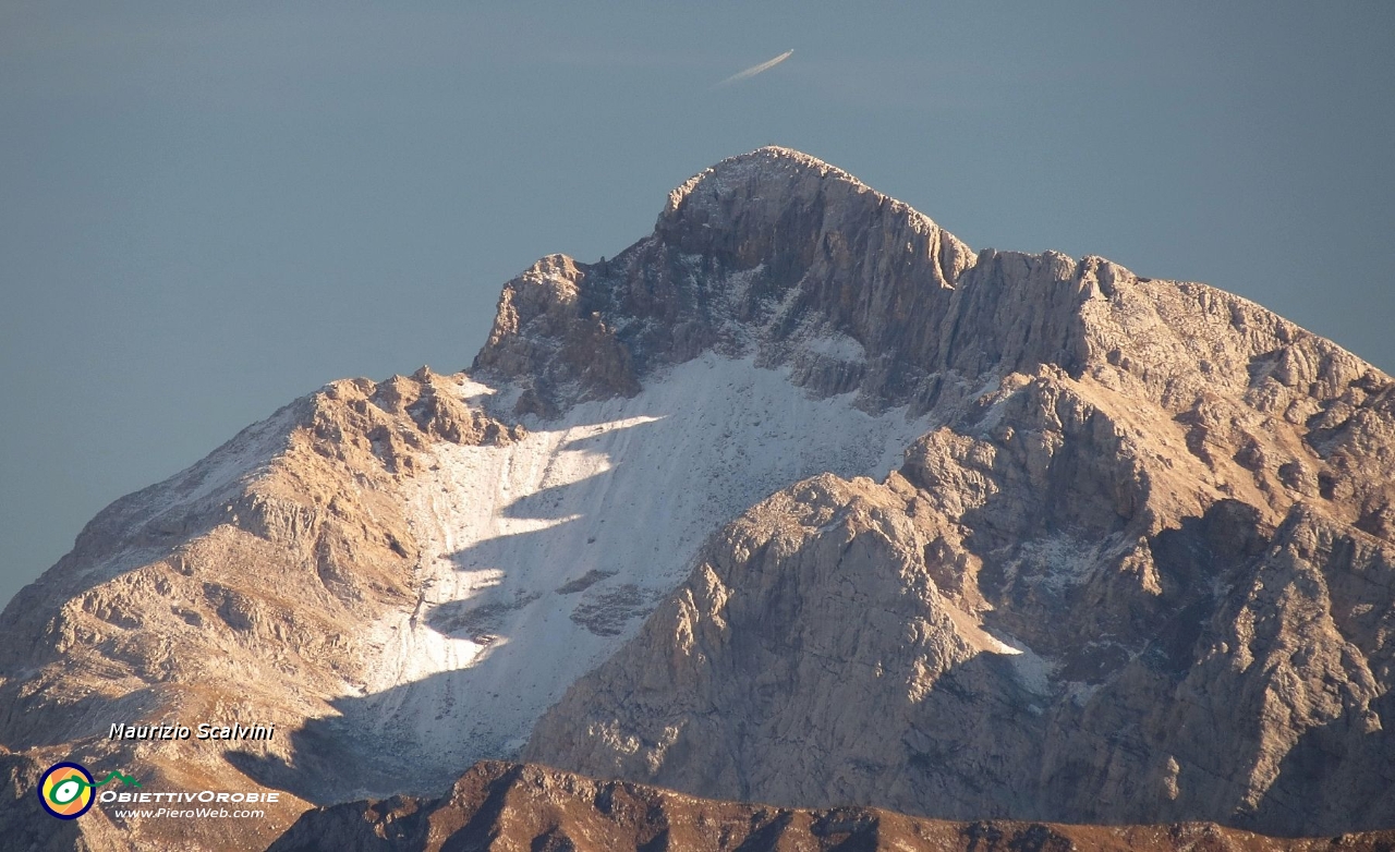 48 Quasi cometa per l'Arera....JPG